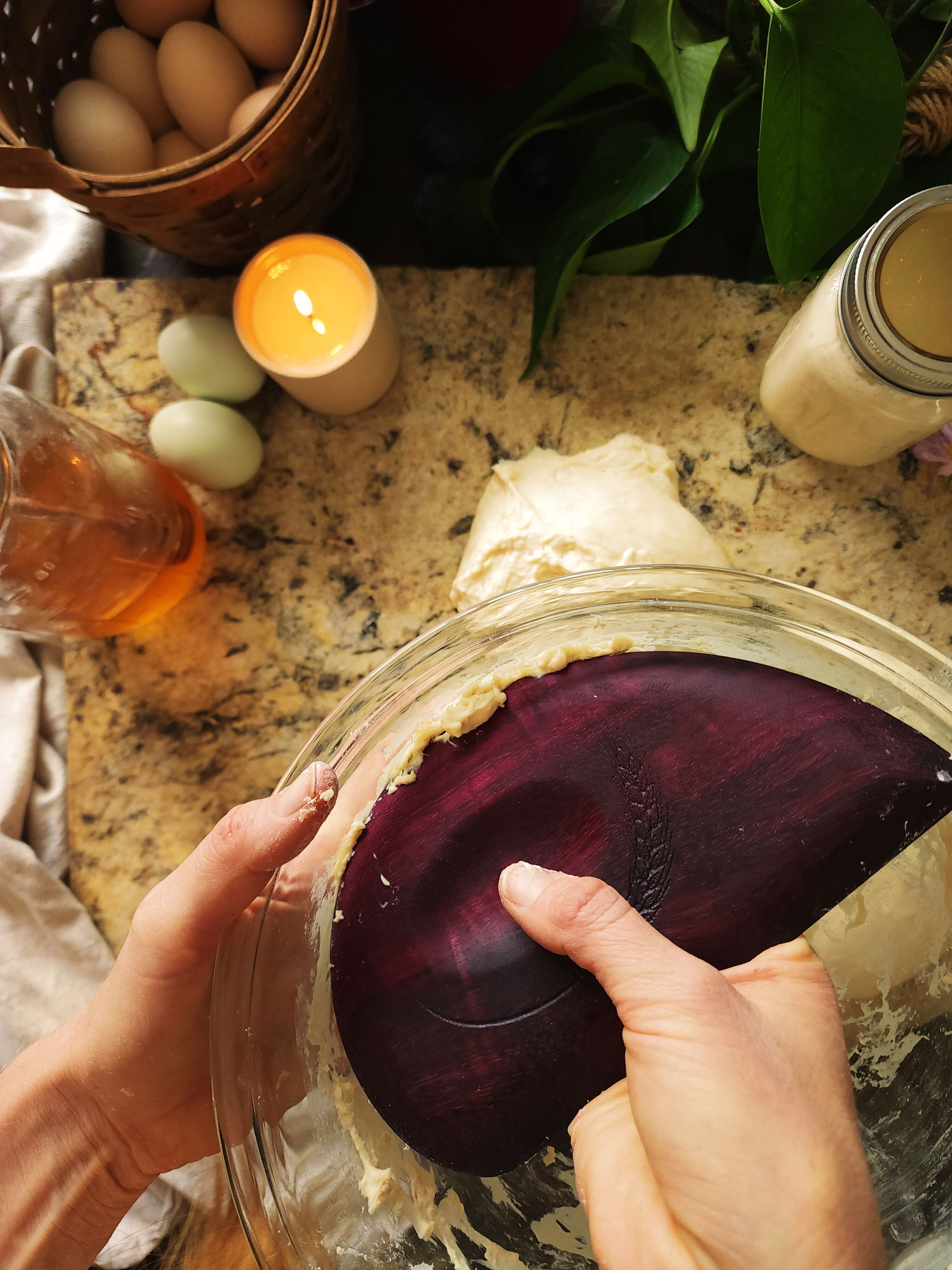 The Edge: Bench & Bowl Scraper