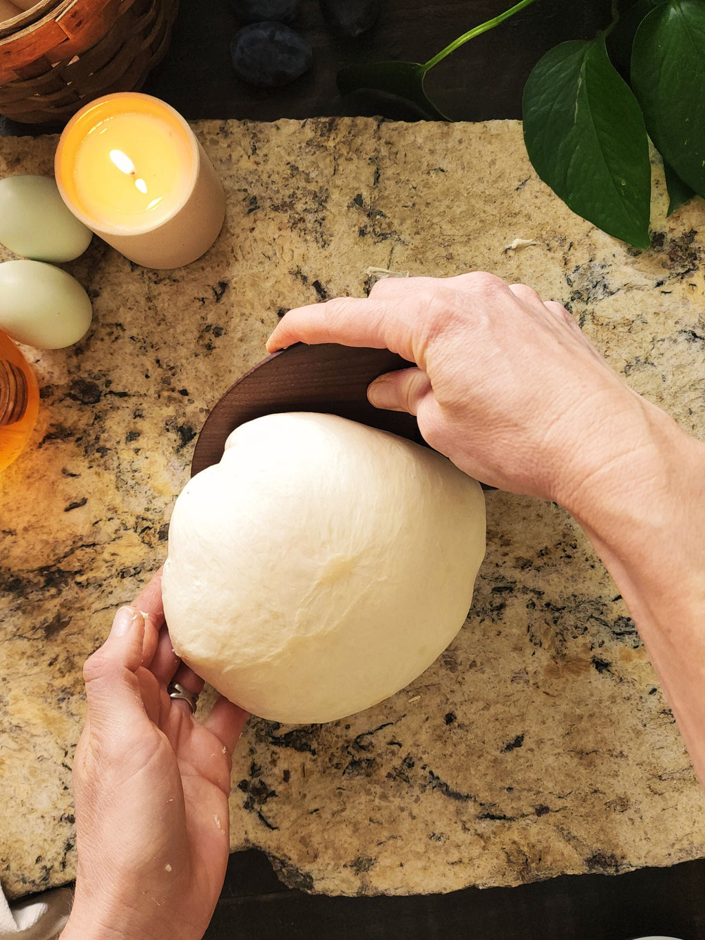 The Edge: Bench & Bowl Scraper