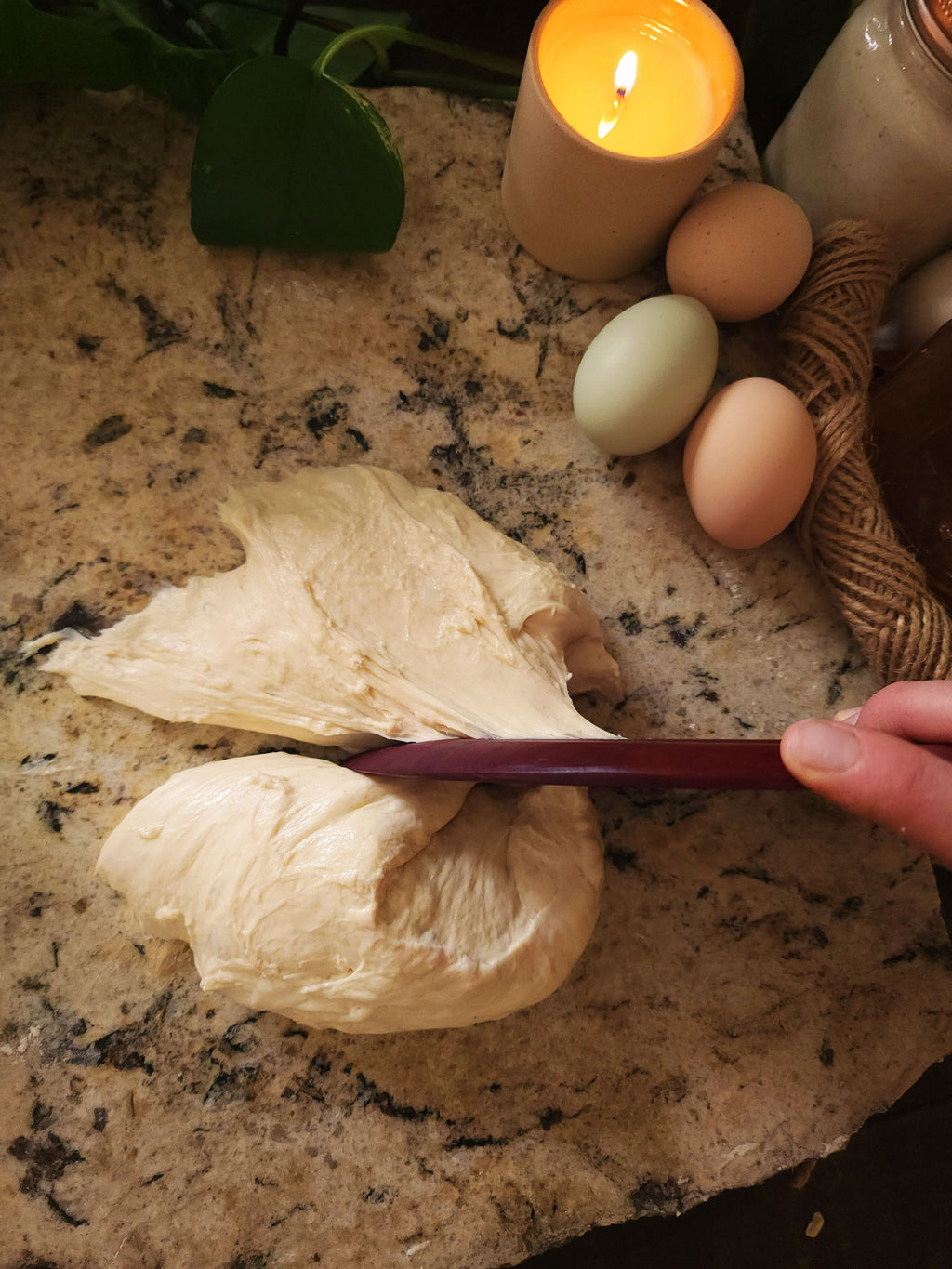 The Edge: Bench & Bowl Scraper