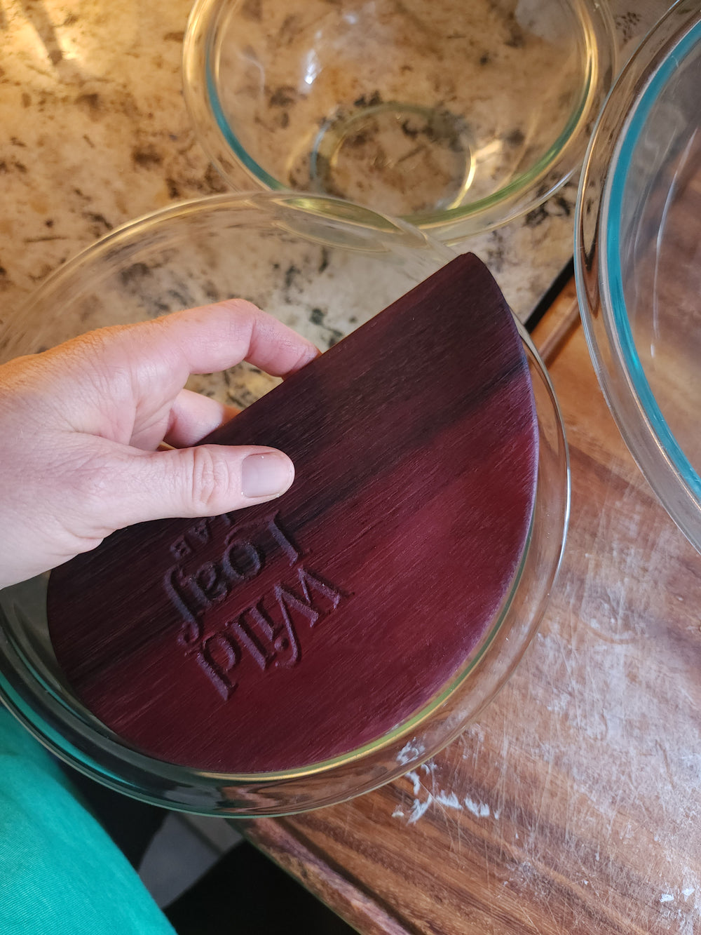 The Edge fitting a medium bowl