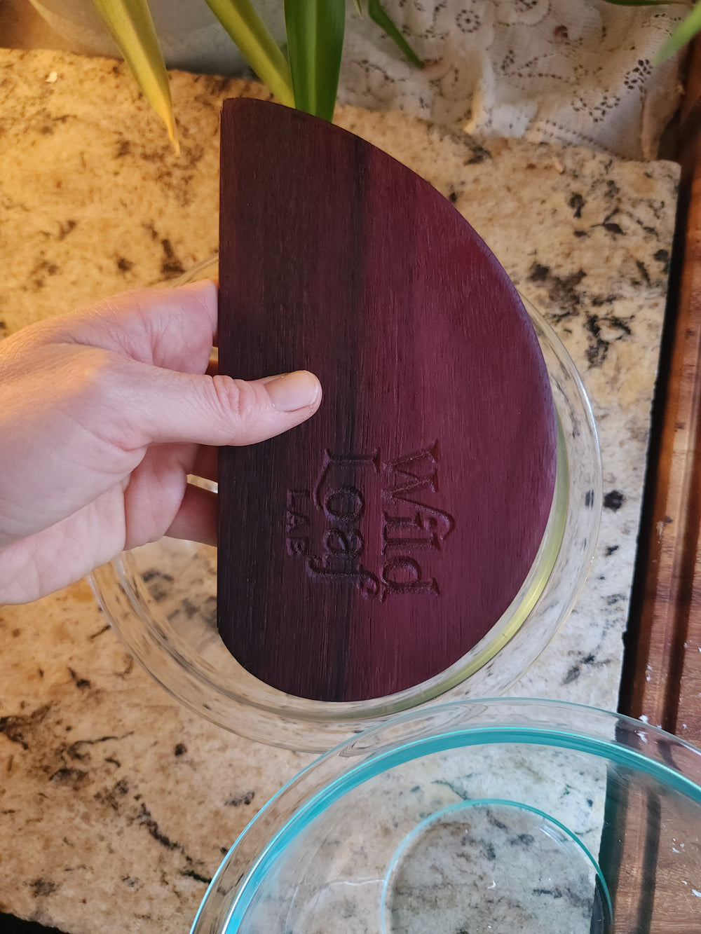 The Edge fitting a small bowl